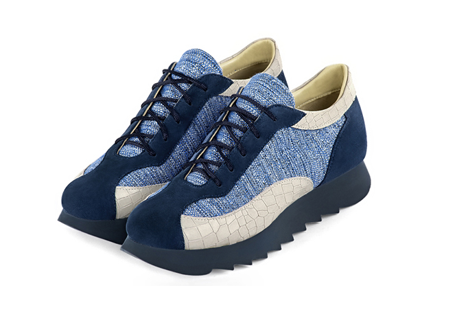 Navy blue and off white women's three-tone elegant sneakers. Round toe. Low rubber soles. Front view - Florence KOOIJMAN